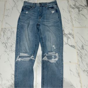 American Eagle Mom Jeans Size: 000